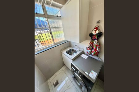 Apartamento para alugar com 67m², 3 quartos e 1 vagaÁrea de Serviço