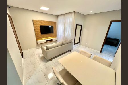 Apartamento para alugar com 67m², 3 quartos e 1 vagaSala