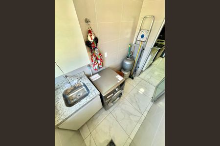 Apartamento para alugar com 67m², 3 quartos e 1 vagaÁrea de Serviço