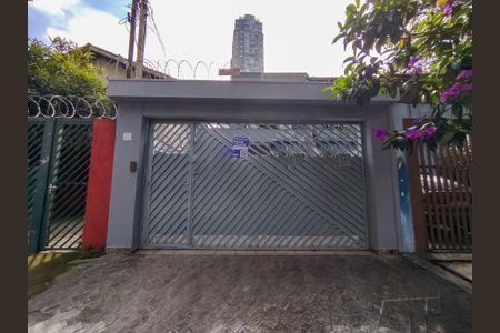 Casa à venda com 190m², 2 quartos e 2 vagasFachada