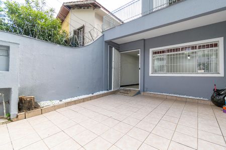 Casa à venda com 190m², 2 quartos e 2 vagasGaragem