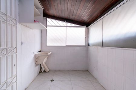 Casa à venda com 190m², 2 quartos e 2 vagasÁrea de Serviço