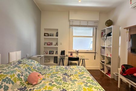 Apartamento à venda com 196m², 4 quartos e 1 vaga Apartamento à venda com 196m², 4 quartos e 1 vagaQuarto 01