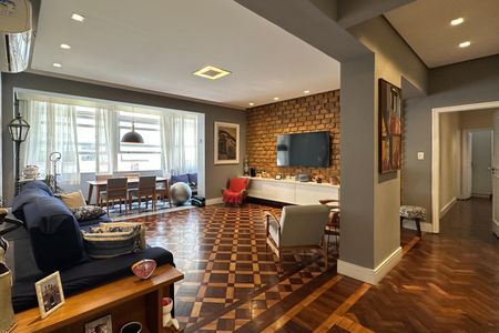 Apartamento à venda com 196m², 4 quartos e 1 vaga Apartamento à venda com 196m², 4 quartos e 1 vagaSala