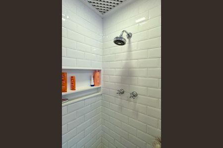 Apartamento à venda com 196m², 4 quartos e 1 vaga Apartamento à venda com 196m², 4 quartos e 1 vagaBanheiro Social