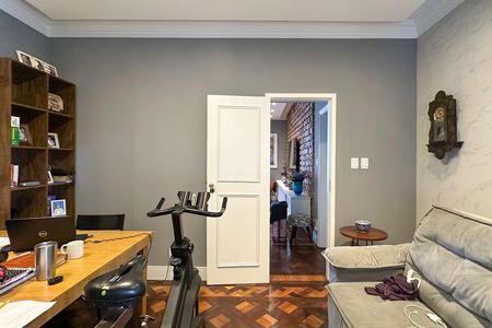 Apartamento à venda com 196m², 4 quartos e 1 vaga Apartamento à venda com 196m², 4 quartos e 1 vagaQuarto 04