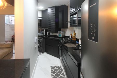 Apartamento à venda com 67m², 2 quartos e 1 vagaCozinha