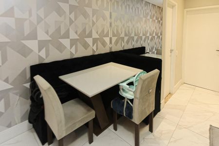 Apartamento à venda com 67m², 2 quartos e 1 vagaSala de Jantar