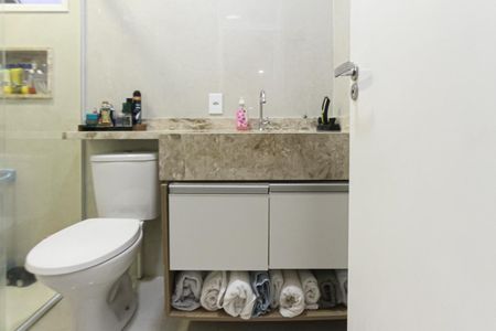 Apartamento à venda com 67m², 2 quartos e 1 vagaBanheiro da Suíte