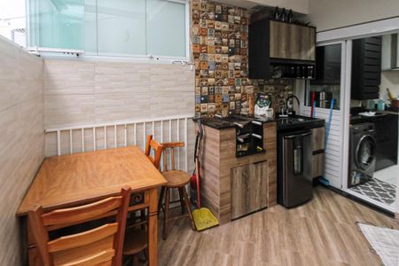 Apartamento à venda com 67m², 2 quartos e 1 vagaVaranda