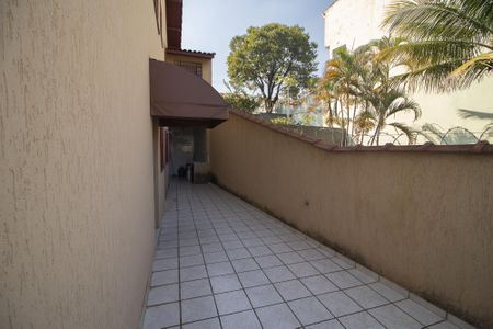 Casa à venda com 250m², 5 quartos e 5 vagasQuintal