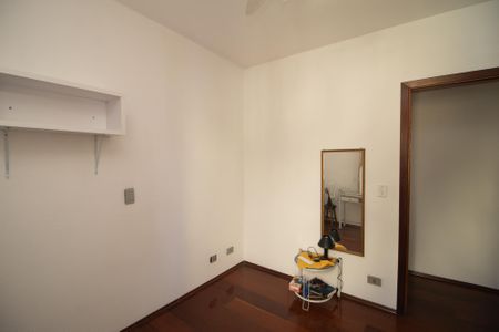 Casa à venda com 250m², 5 quartos e 5 vagasQuarto 2