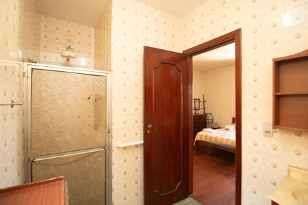 Casa à venda com 250m², 5 quartos e 5 vagasBanheiro Suite