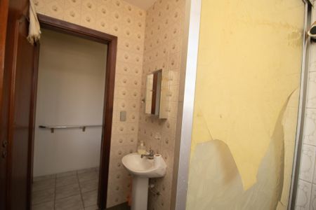 Casa à venda com 250m², 5 quartos e 5 vagasBanheiro Edícula