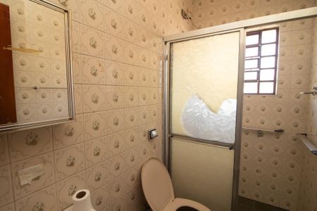 Casa à venda com 250m², 5 quartos e 5 vagasBanheiro Edícula