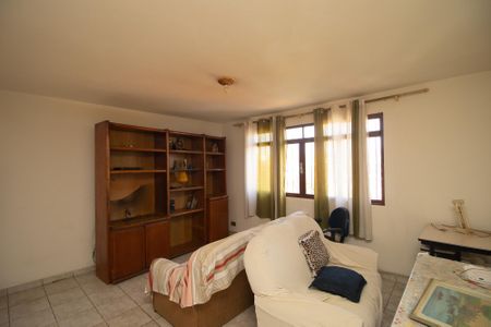 Casa à venda com 250m², 5 quartos e 5 vagasSala 2