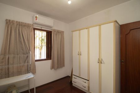 Casa à venda com 250m², 5 quartos e 5 vagasQuarto 1