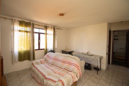 Casa à venda com 250m², 5 quartos e 5 vagasSala 2