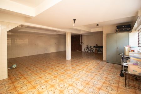 Casa à venda com 250m², 5 quartos e 5 vagasGaragem