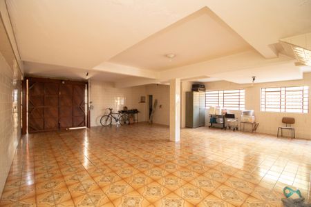 Casa à venda com 250m², 5 quartos e 5 vagasGaragem