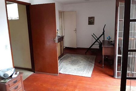 Casa à venda com 110m², 3 quartos e 1 vaga