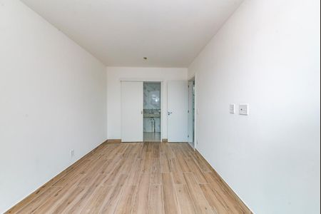 Apartamento à venda com 163m², 4 quartos e 3 vagas Apartamento à venda com 163m², 4 quartos e 3 vagasSuíte