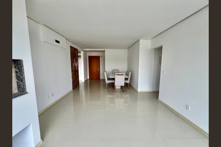 Apartamento à venda com 125m², 3 quartos e 2 vagasSala
