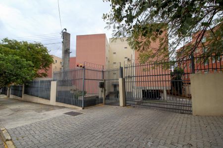 Apartamento para alugar com 70m², 2 quartos e 1 vagaFachada