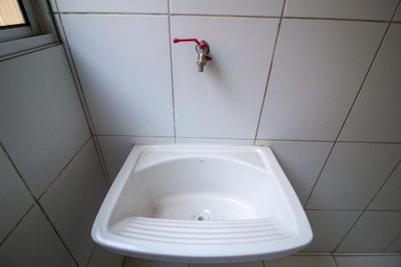 Apartamento para alugar com 70m², 2 quartos e 1 vagaÁrea de Serviço