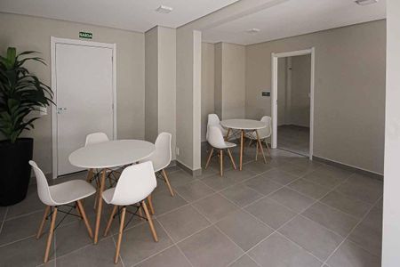 Apartamento para alugar com 33m², 2 quartos e sem vaga Apartamento para alugar com 33m², 2 quartos e sem vagaÁrea comum - Salão de festas