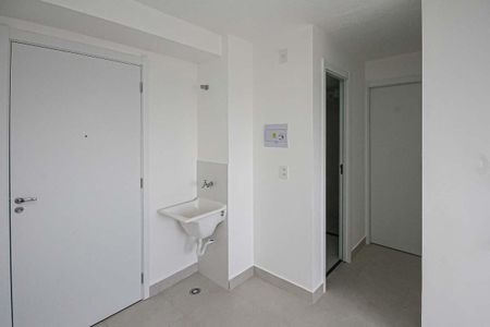 Apartamento para alugar com 33m², 2 quartos e sem vaga Apartamento para alugar com 33m², 2 quartos e sem vagaÁrea de Serviço