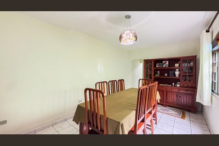 Casa à venda com 125m², 3 quartos e 2 vagas Casa à venda com 125m², 3 quartos e 2 vagasSala de Jantar