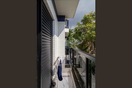 Apartamento à venda com 48m², 2 quartos e sem vaga Apartamento à venda com 48m², 2 quartos e sem vagaVaranda Quarto 2