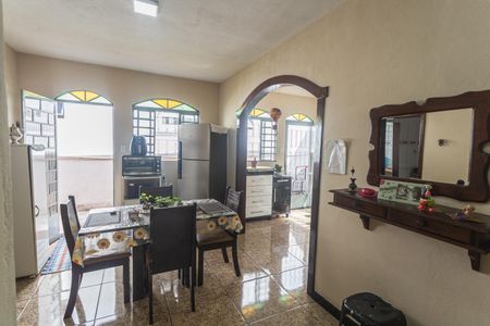 Casa à venda com 199m², 2 quartos e 2 vagasCopa