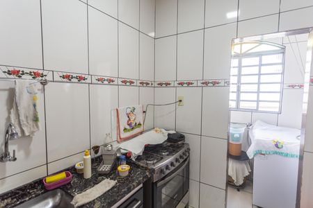 Casa à venda com 199m², 2 quartos e 2 vagasCozinha
