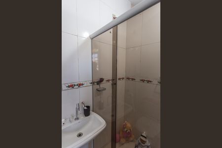 Casa à venda com 199m², 2 quartos e 2 vagasBanheiro da Suíte