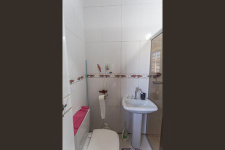 Casa à venda com 199m², 2 quartos e 2 vagasBanheiro da Suíte