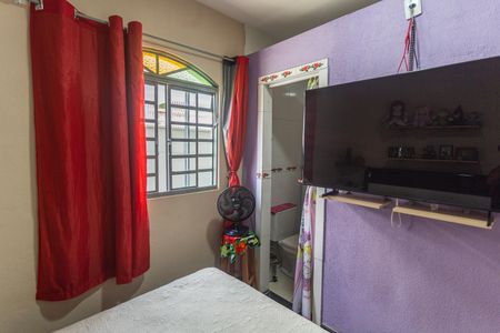 Casa à venda com 199m², 2 quartos e 2 vagasSuíte