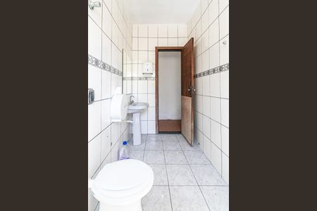 Casa à venda com 360m², 4 quartos e 2 vagasBanheiro 1