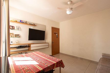 Apartamento para alugar com 49m², 2 quartos e 1 vaga Apartamento para alugar com 49m², 2 quartos e 1 vagaSala