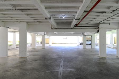 Apartamento para alugar com 54m², 2 quartos e 1 vaga Apartamento para alugar com 54m², 2 quartos e 1 vagaÁrea Comum - Estacionamento
