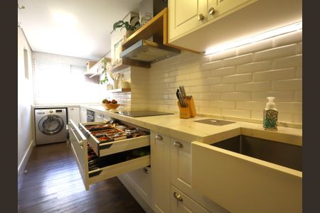 Apartamento à venda com 125m², 2 quartos e 2 vagasDetalhe da cozinha