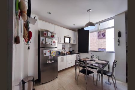 Apartamento à venda com 120m², 3 quartos e 1 vaga Apartamento à venda com 120m², 3 quartos e 1 vagaCozinha