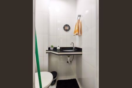 Apartamento à venda com 120m², 3 quartos e 1 vaga Apartamento à venda com 120m², 3 quartos e 1 vagaBanheiro de serviço