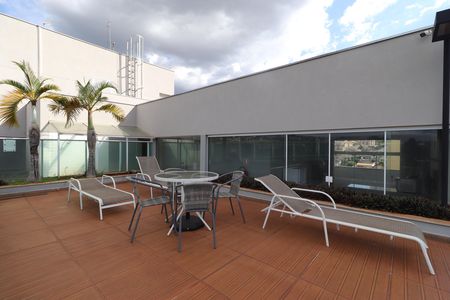 Apartamento para alugar com 73m², 2 quartos e 2 vagasÁrea comum - Piscina