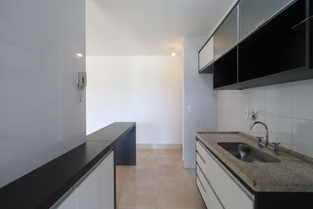 Apartamento para alugar com 73m², 2 quartos e 2 vagasCozinha