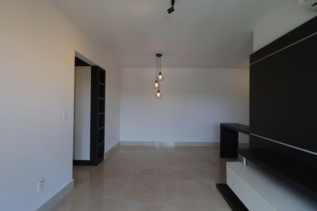 Apartamento para alugar com 73m², 2 quartos e 2 vagasSala
