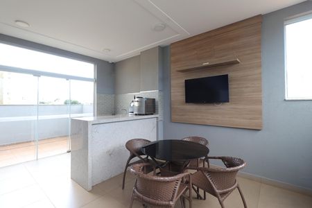 Apartamento para alugar com 73m², 2 quartos e 2 vagasÁrea comum - Churrasqueira