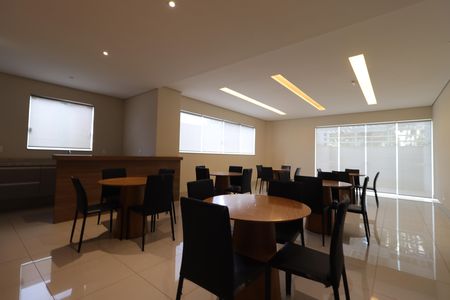Apartamento para alugar com 73m², 2 quartos e 2 vagasÁrea comum - Salão de festas