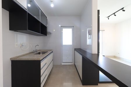 Apartamento para alugar com 73m², 2 quartos e 2 vagasCozinha